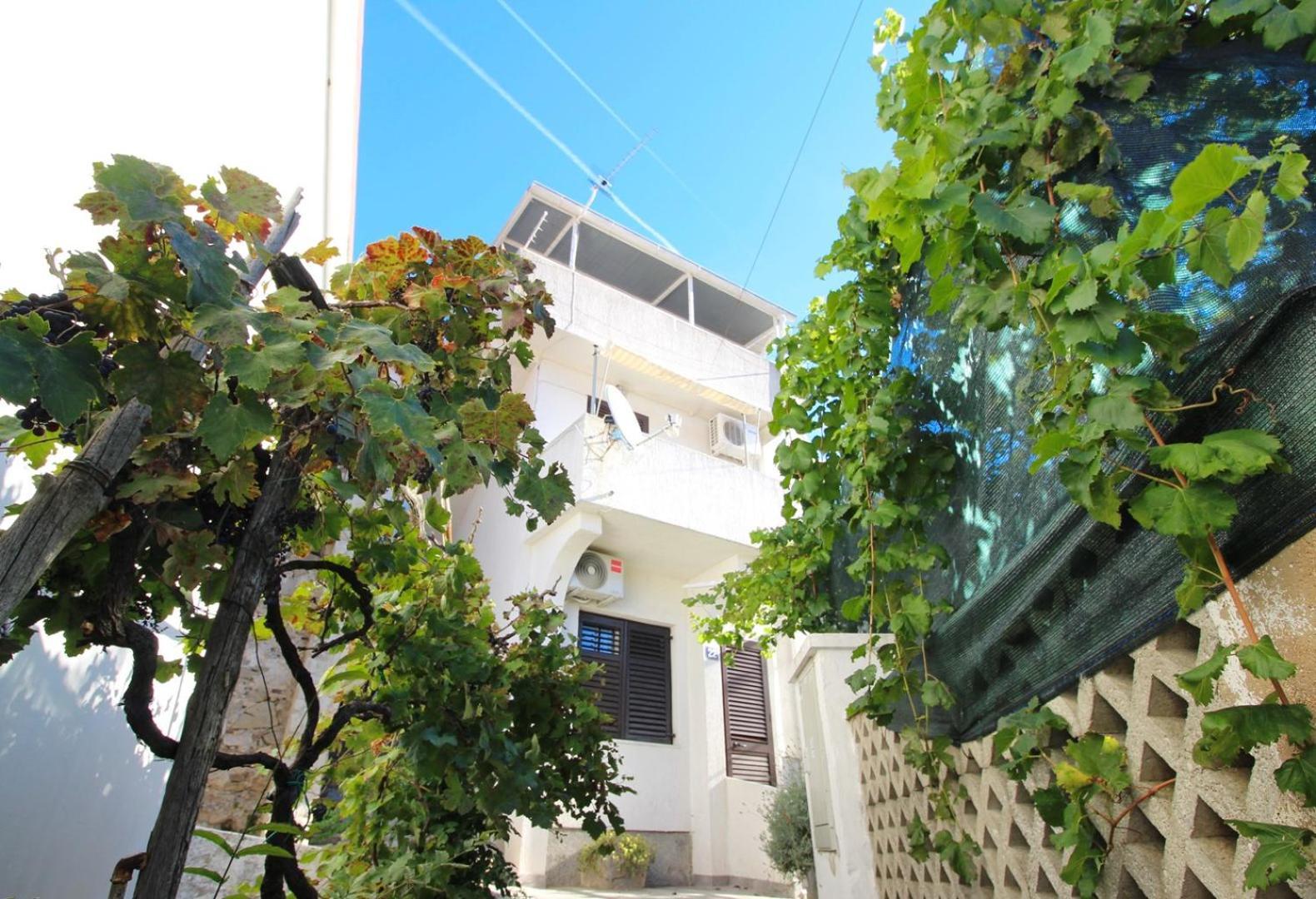 Apartments Bugi Baška Exterior foto